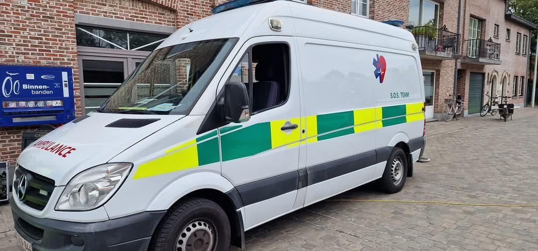 S.O.S Team ambulance